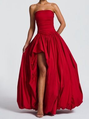 Elegant Strapless Red High-Slit Evening Gown